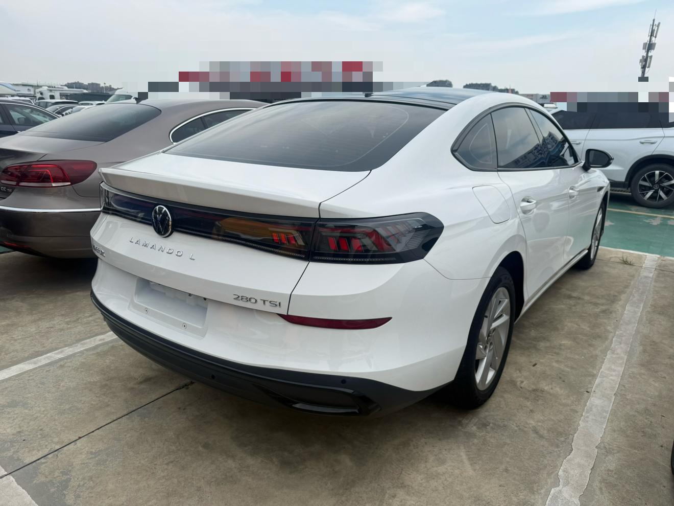 Volkswagen Lamando 2022 thumb 4
