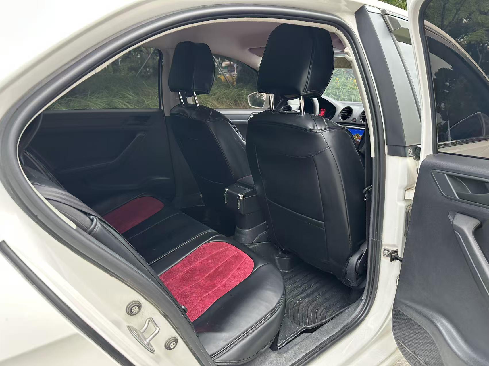 Volkswagen Jetta 2015 thumb 10