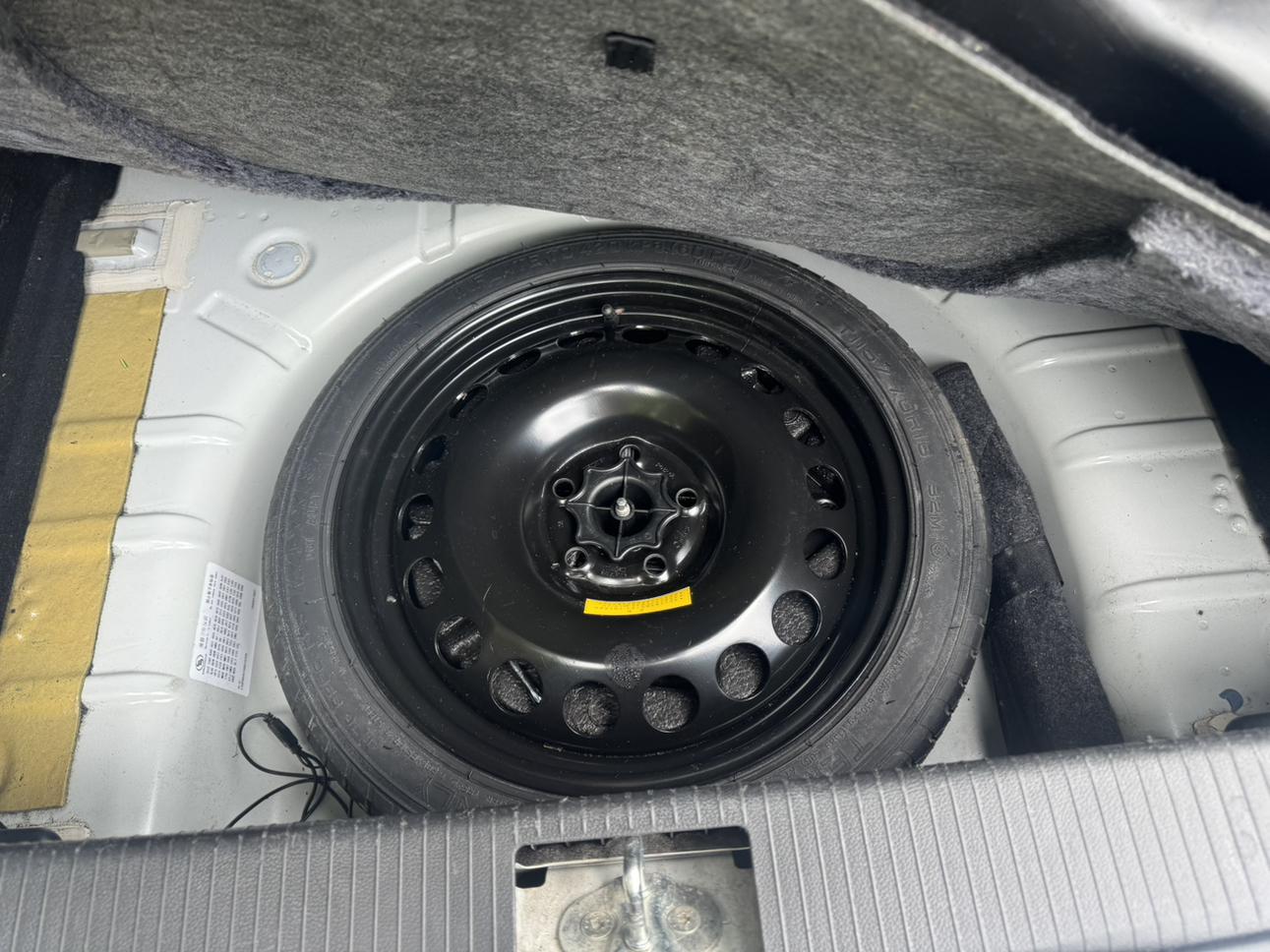 Buick Excelle 2012 thumb 6