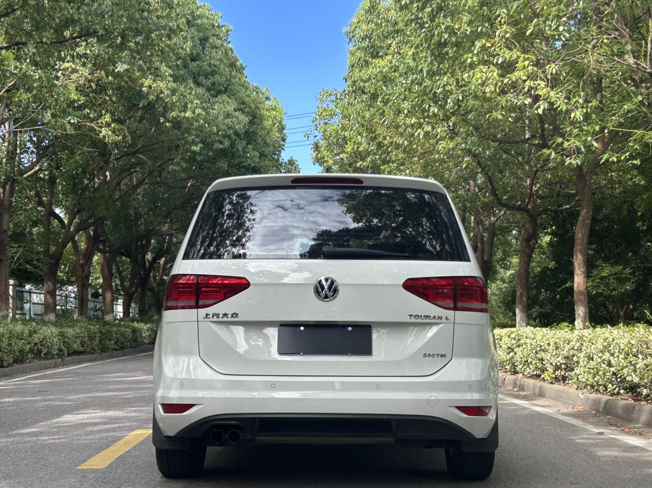 Volkswagen Touran 2018 thumb 3