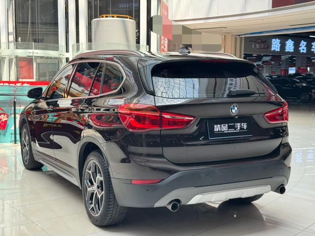 BMW X1 2018 thumb 2