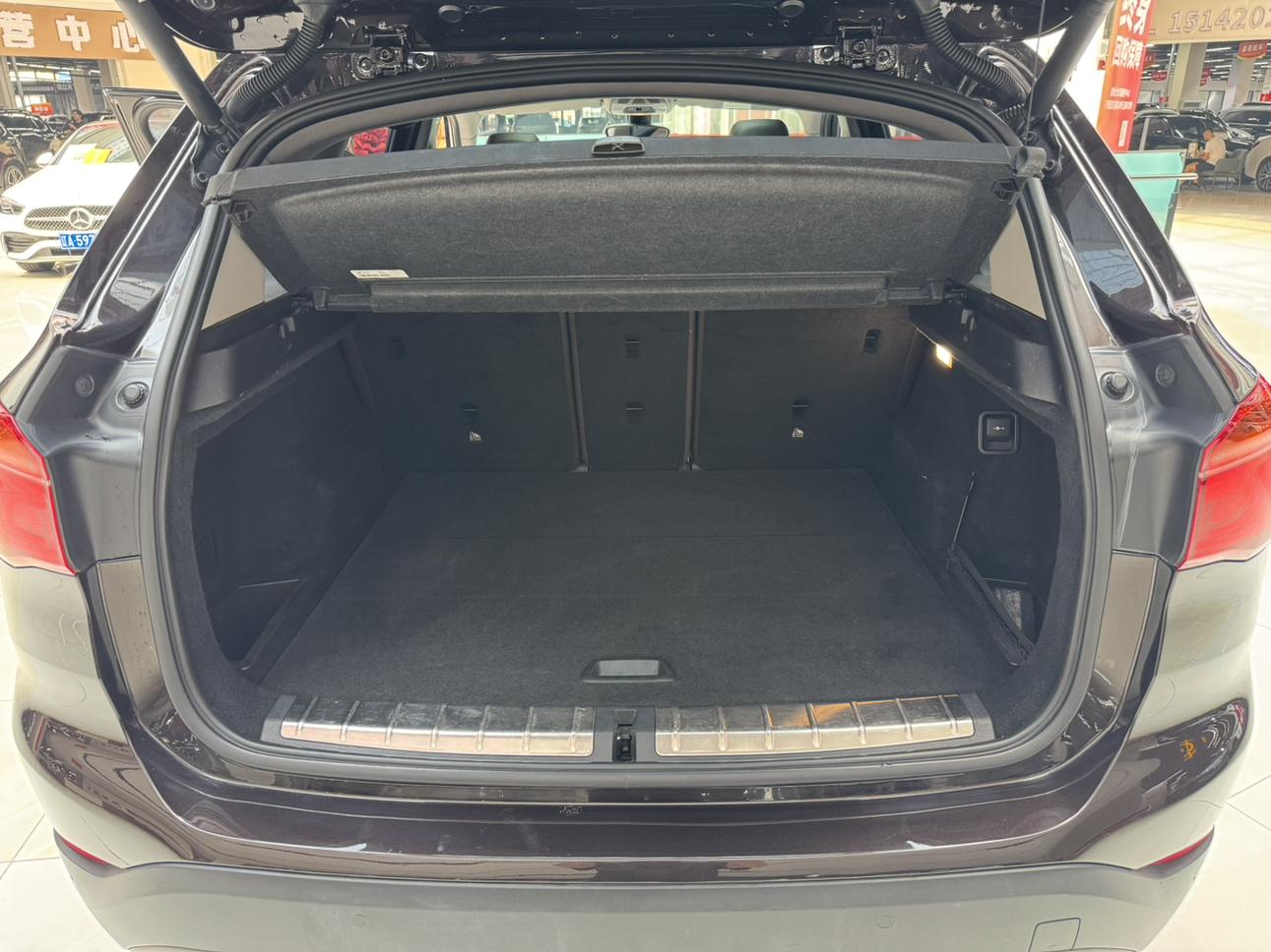 BMW X1 2018 thumb 10