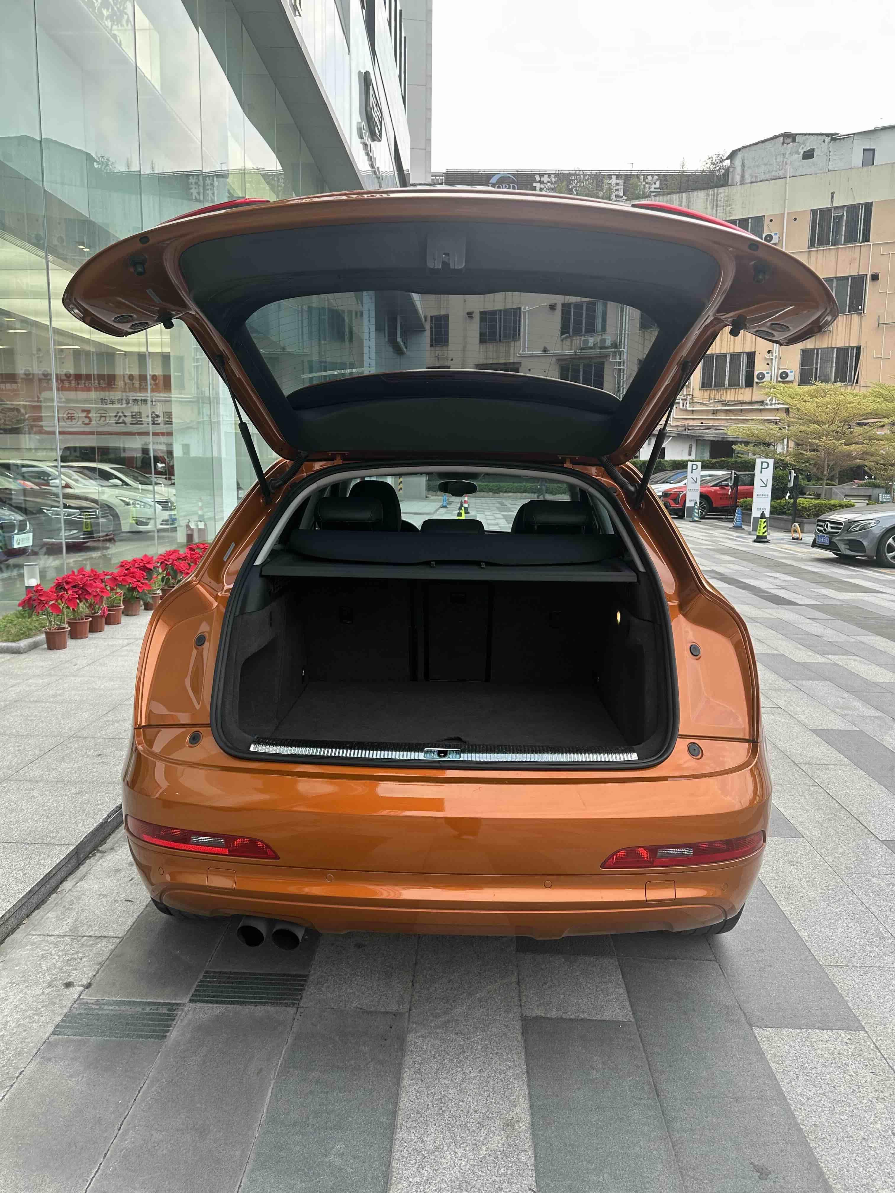 Audi Q3 2015 thumb 7