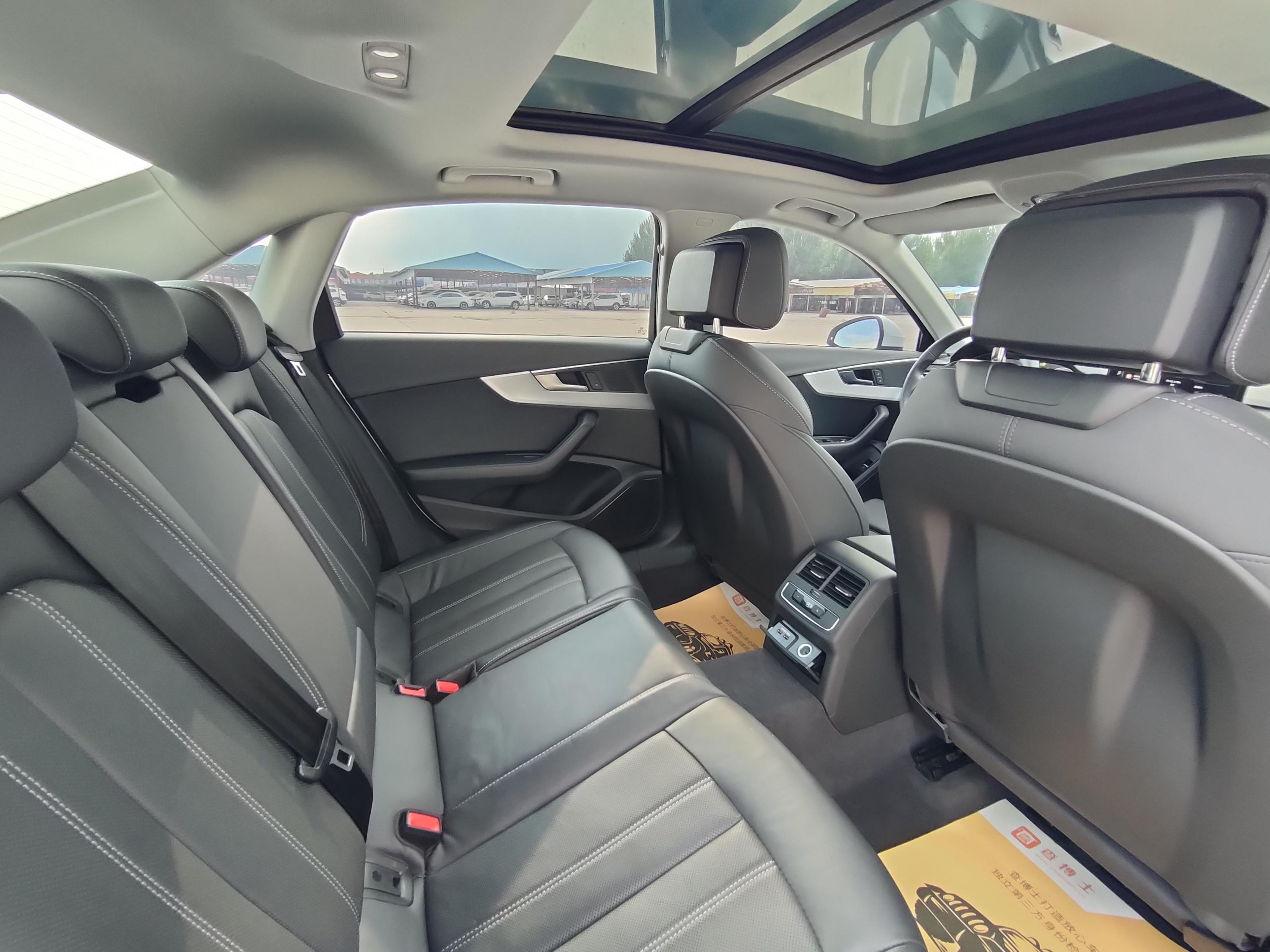 Audi A4 2020 thumb 7