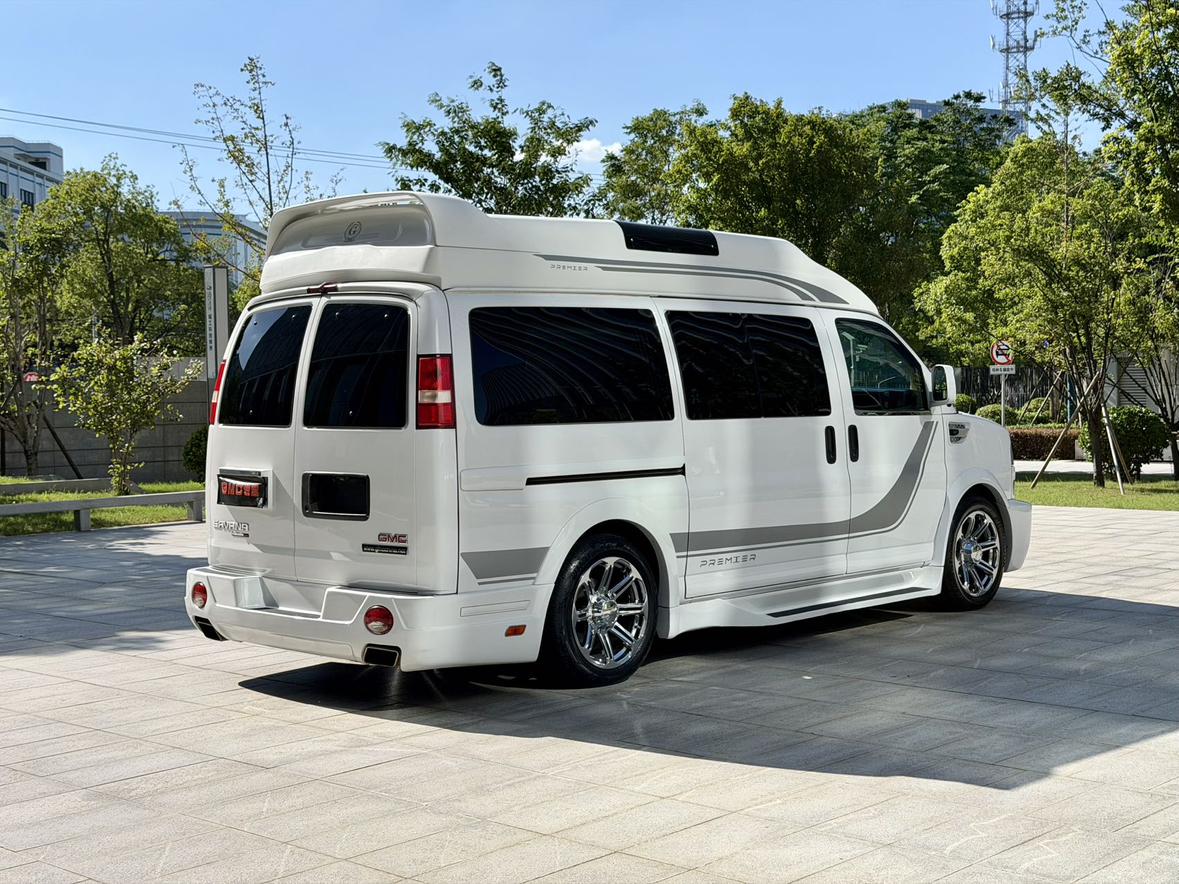 GMC Savana 2018 thumb 4