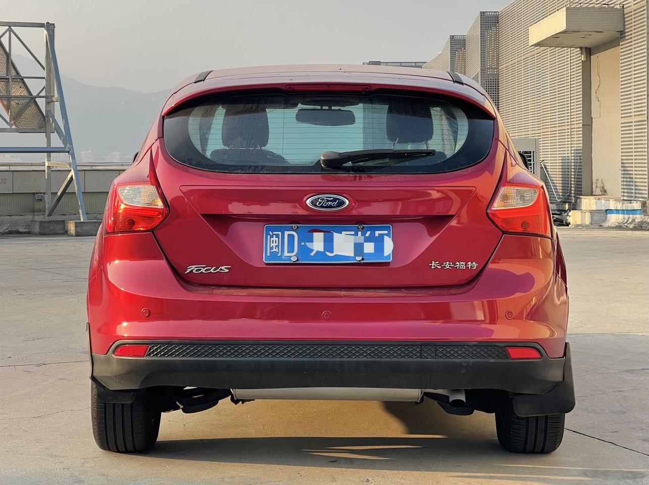 Ford Focus ST 2012 thumb 4