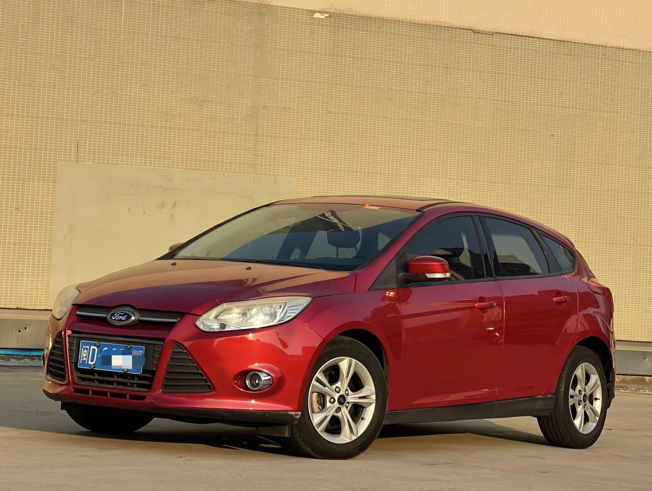 Ford Focus ST 2012 thumb 8