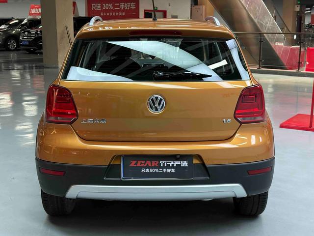Volkswagen Polo 2014 thumb 4