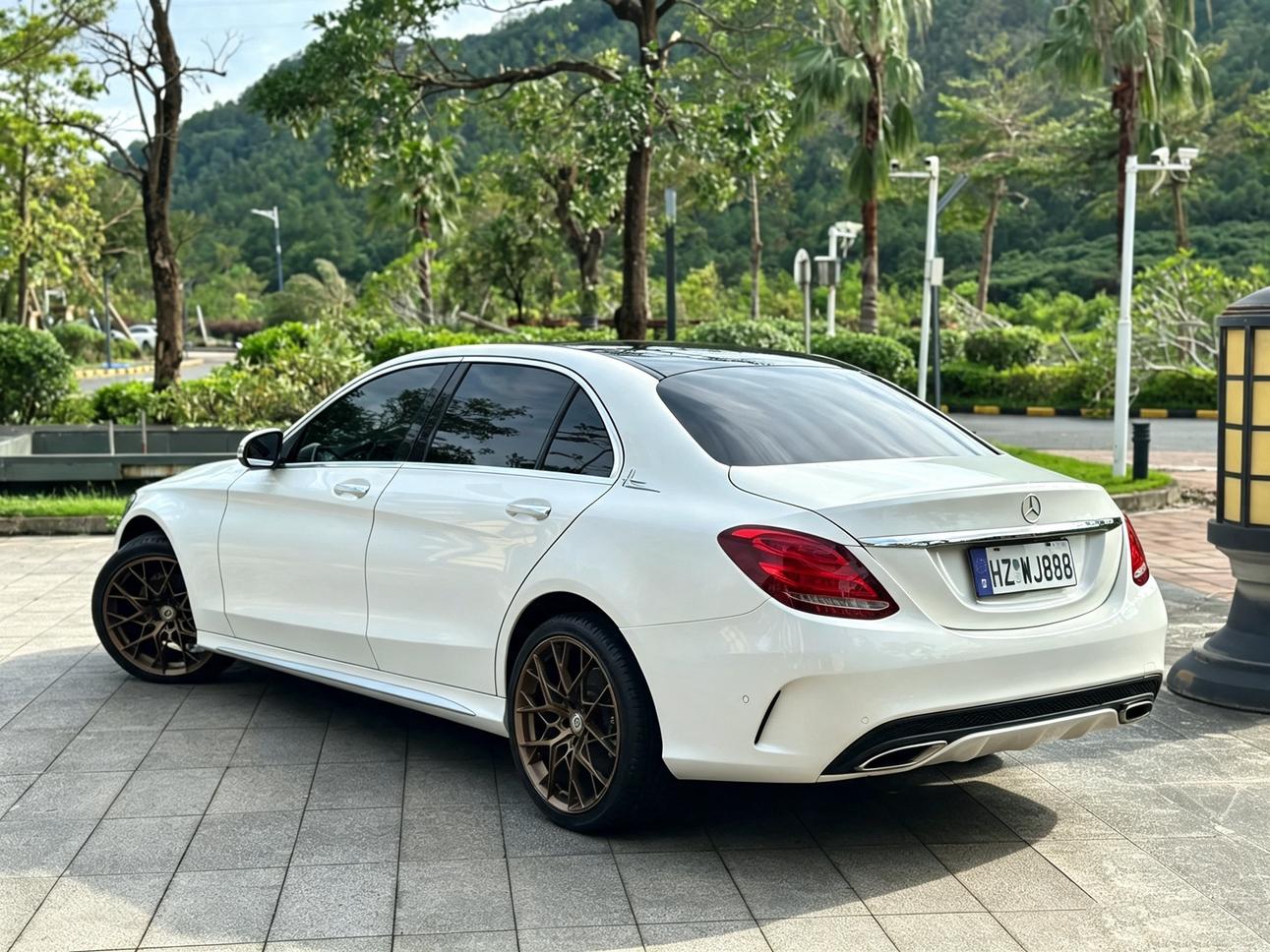 Mercedes-Benz C-Класс 2017 thumb 3