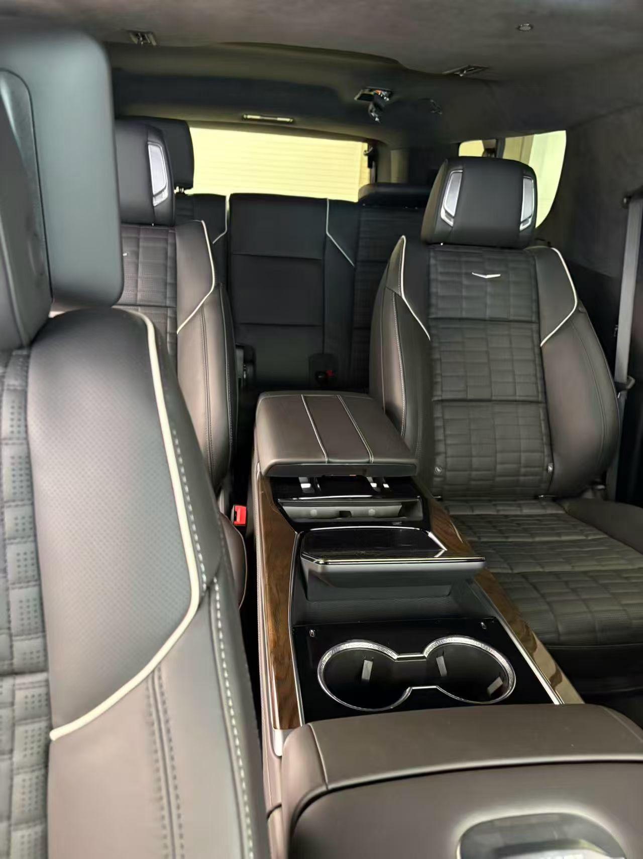 Cadillac Escalade 2026 thumb 8
