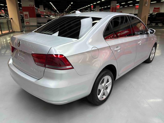 Volkswagen Santana 2015 thumb 5