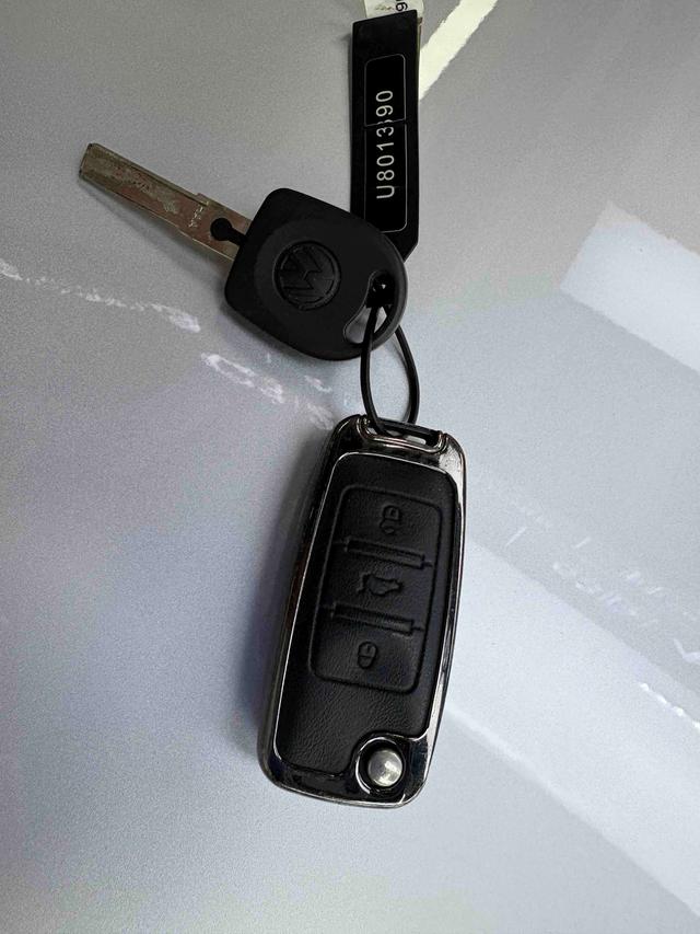 Volkswagen Santana 2015 thumb 9