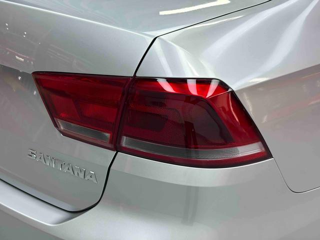 Volkswagen Santana 2015 thumb 11
