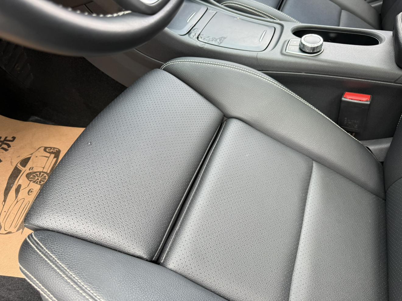 Mercedes-Benz GLA 2016 thumb 7