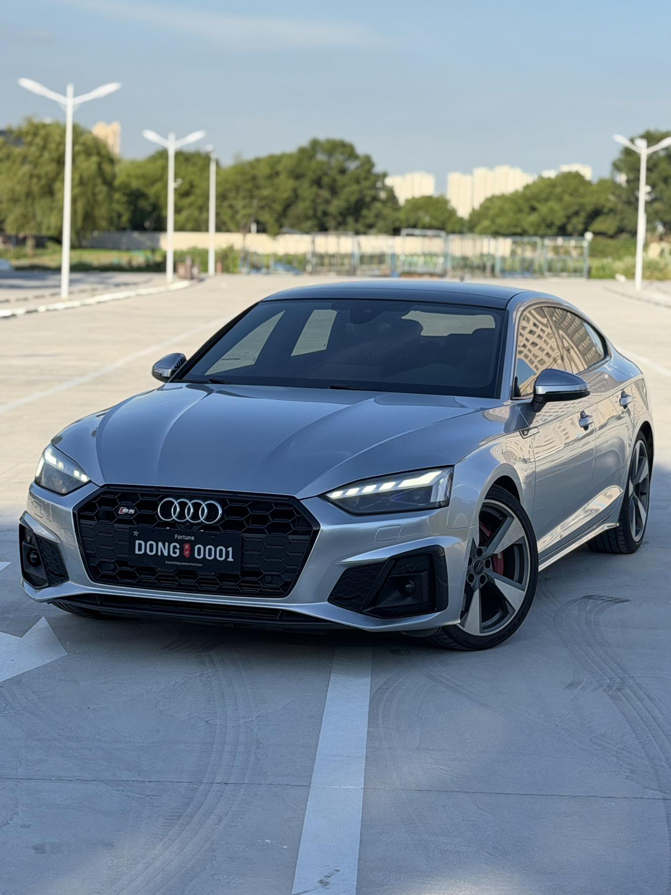 Audi S5 2021 thumb 3