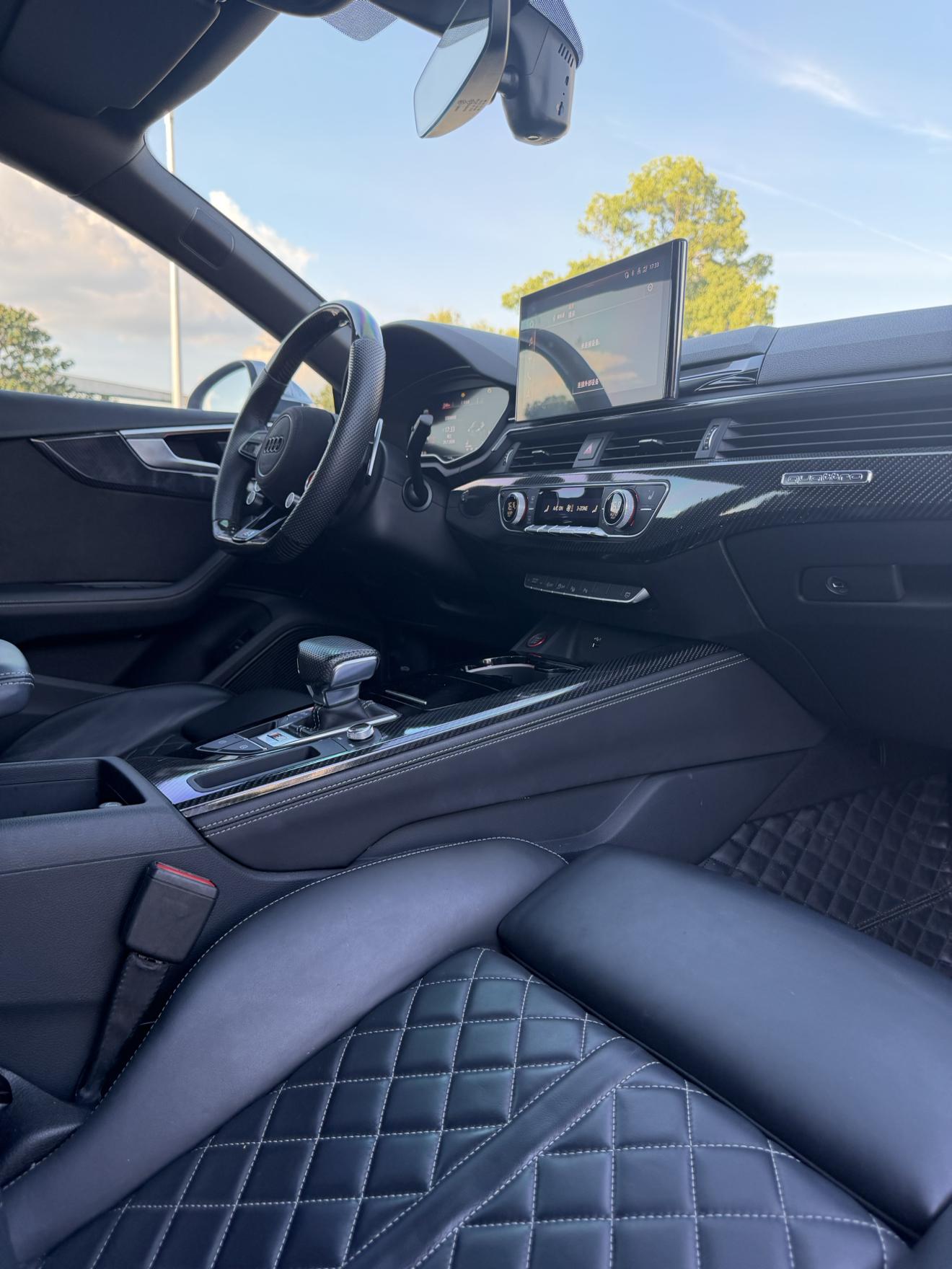 Audi S5 2021 thumb 10