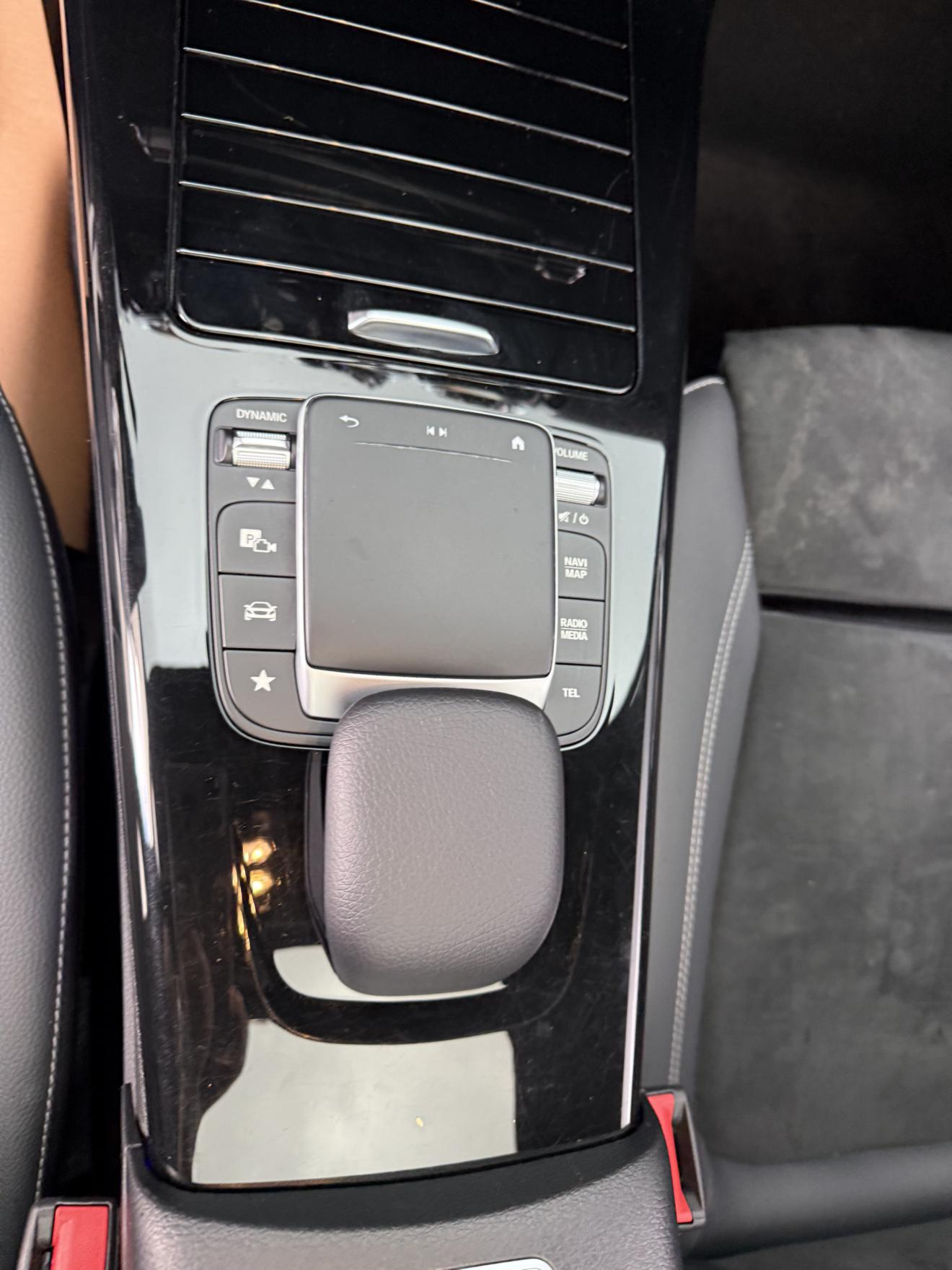 Mercedes-Benz A-Класс 2022 thumb 10