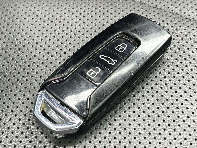 Volkswagen Touareg 2019 thumb 9