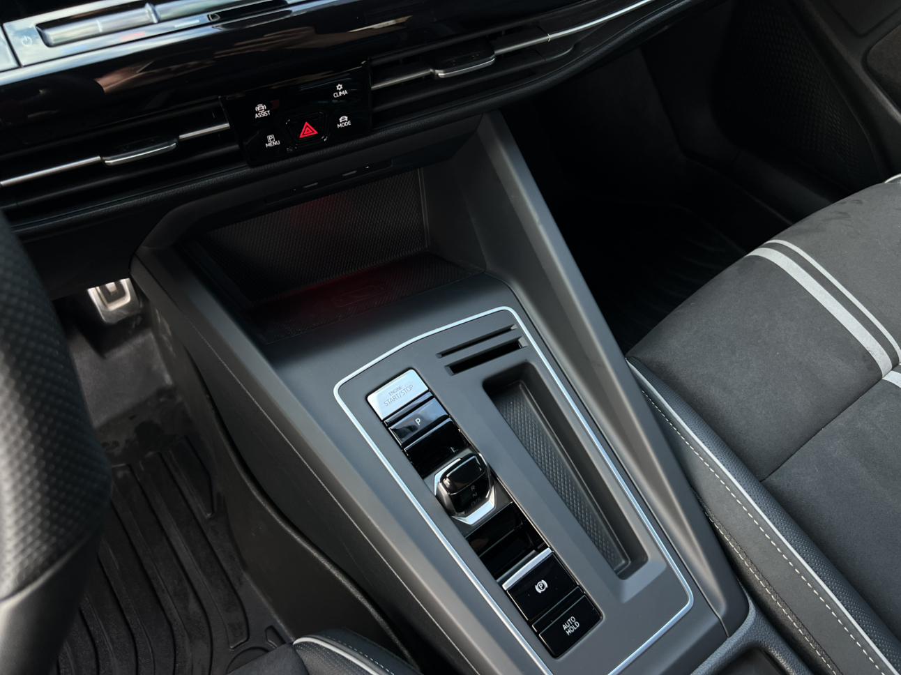 Volkswagen Golf Sportsvan 2023 thumb 12