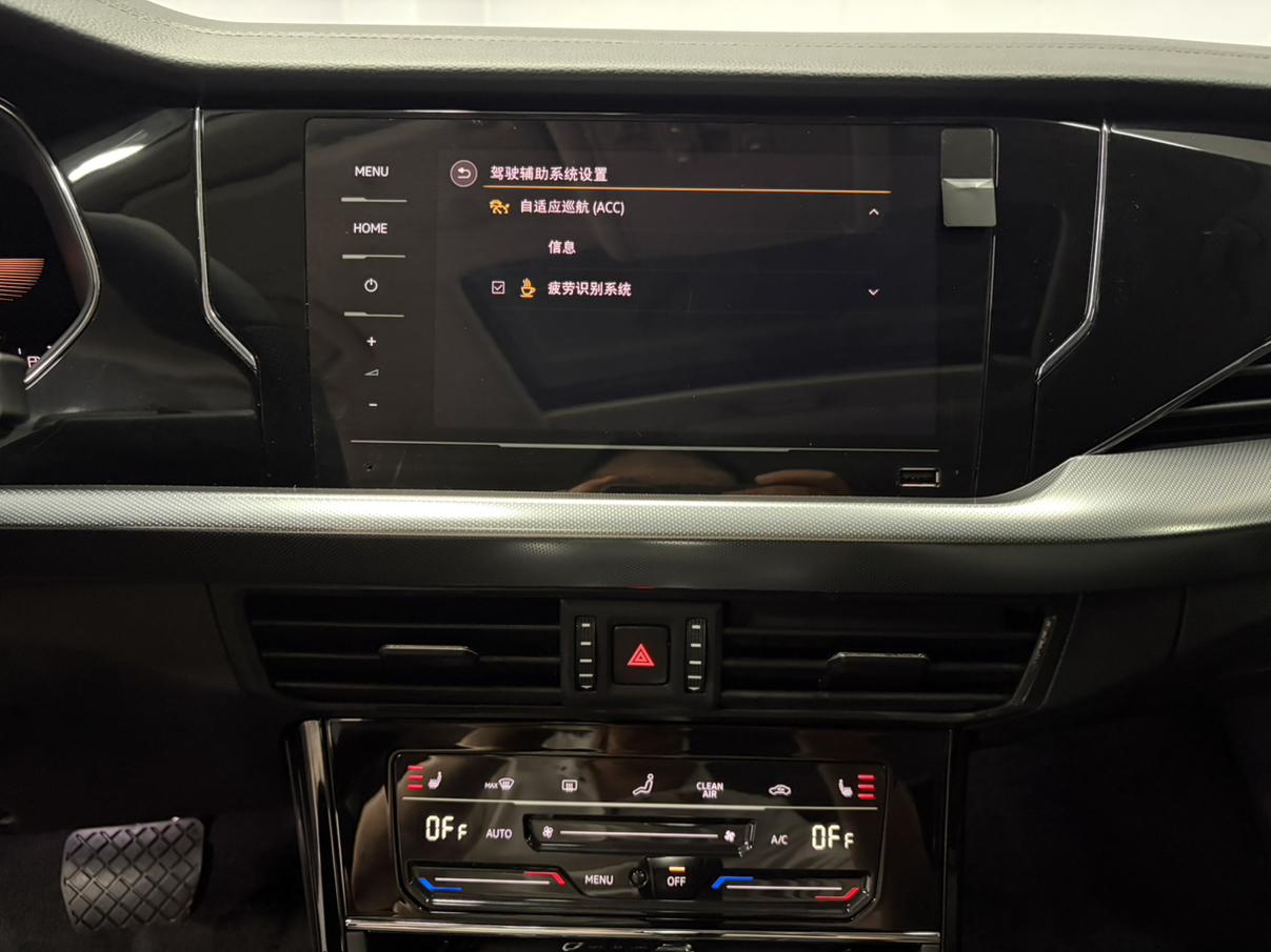 Volkswagen Passat (North America and China) 2022 thumb 8