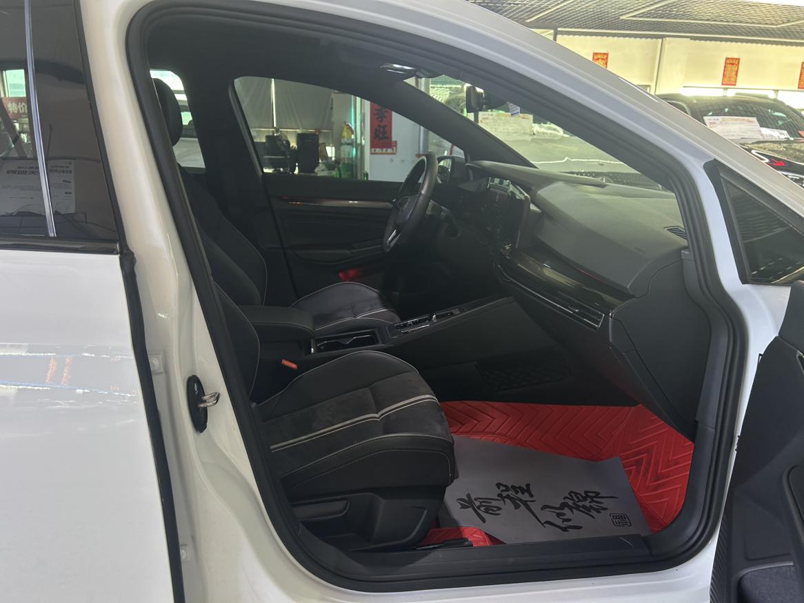 Volkswagen Golf Sportsvan 2023 thumb 12