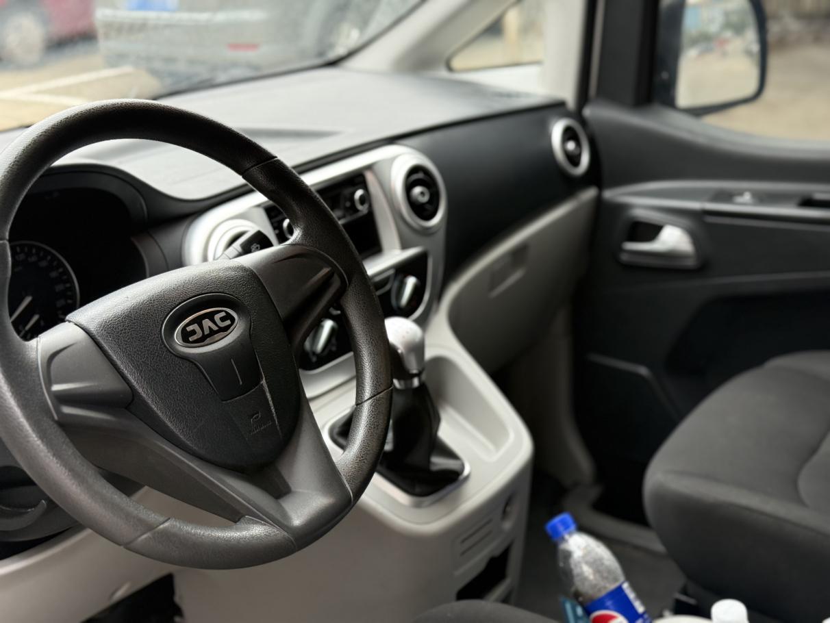 JAC Refine M3 2023 thumb 7