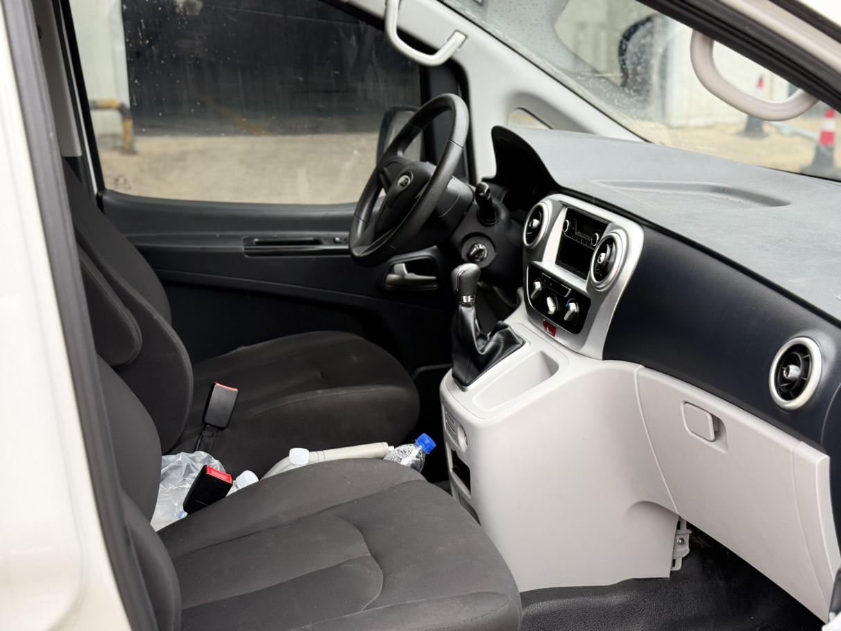 JAC Refine M3 2023 thumb 8