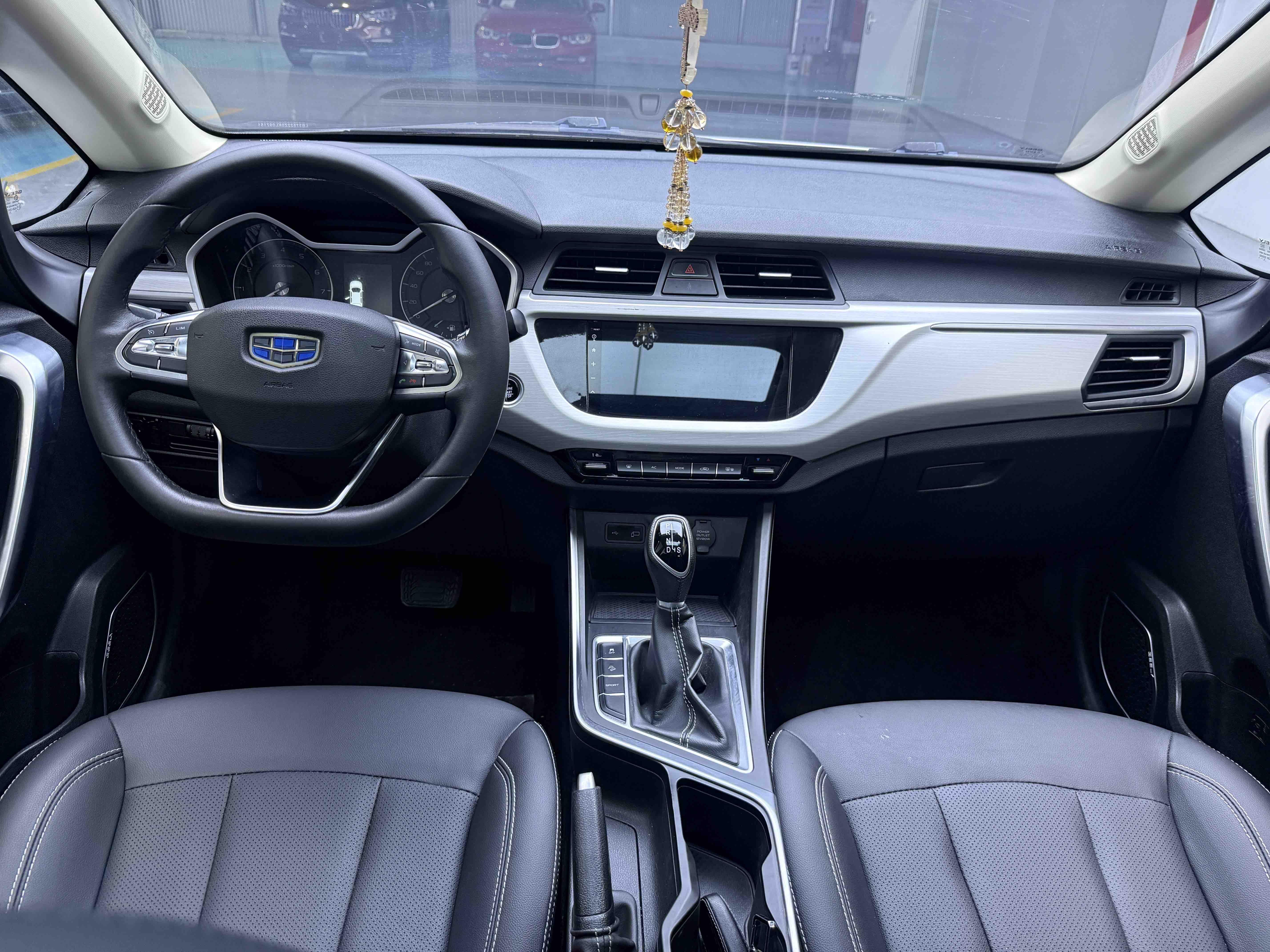 Geely Vision X3 2019 thumb 3