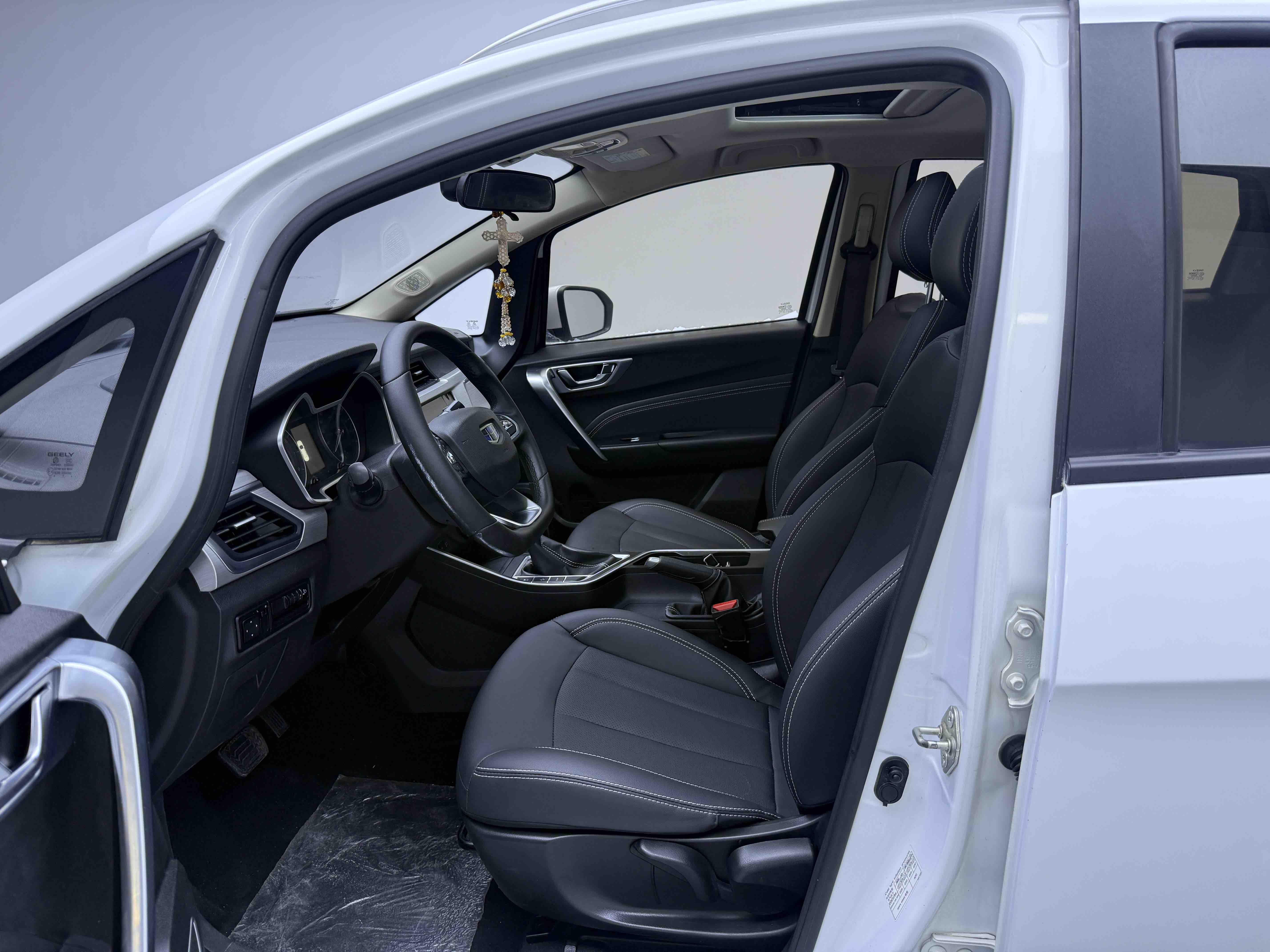Geely Vision X3 2019 thumb 5