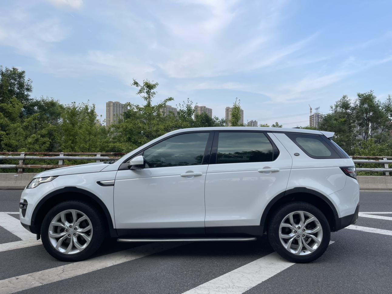 Land Rover Discovery Sport 2018 thumb 2