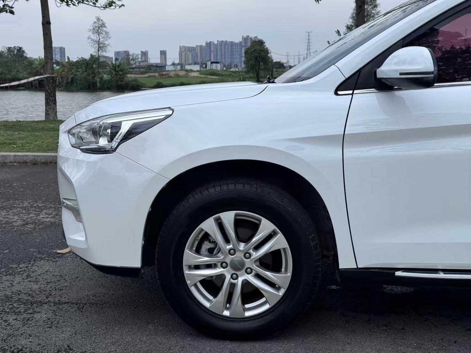 Haval M6 2018 thumb 8