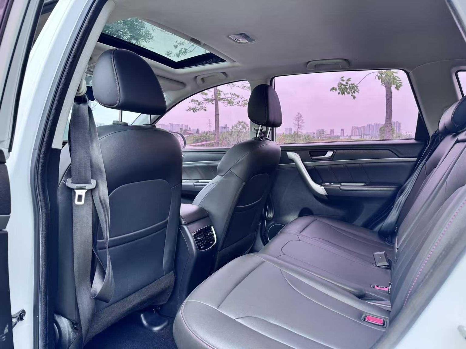 Haval M6 2018 thumb 12