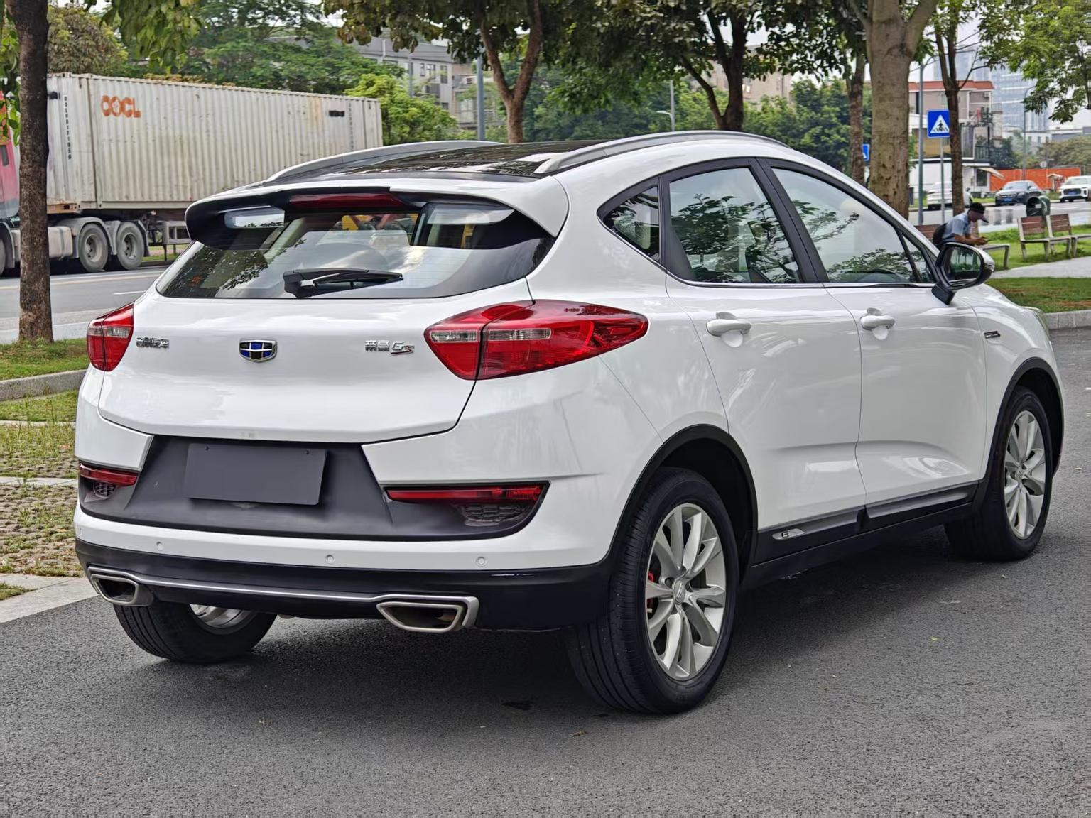 Geely GS 2017 thumb 5