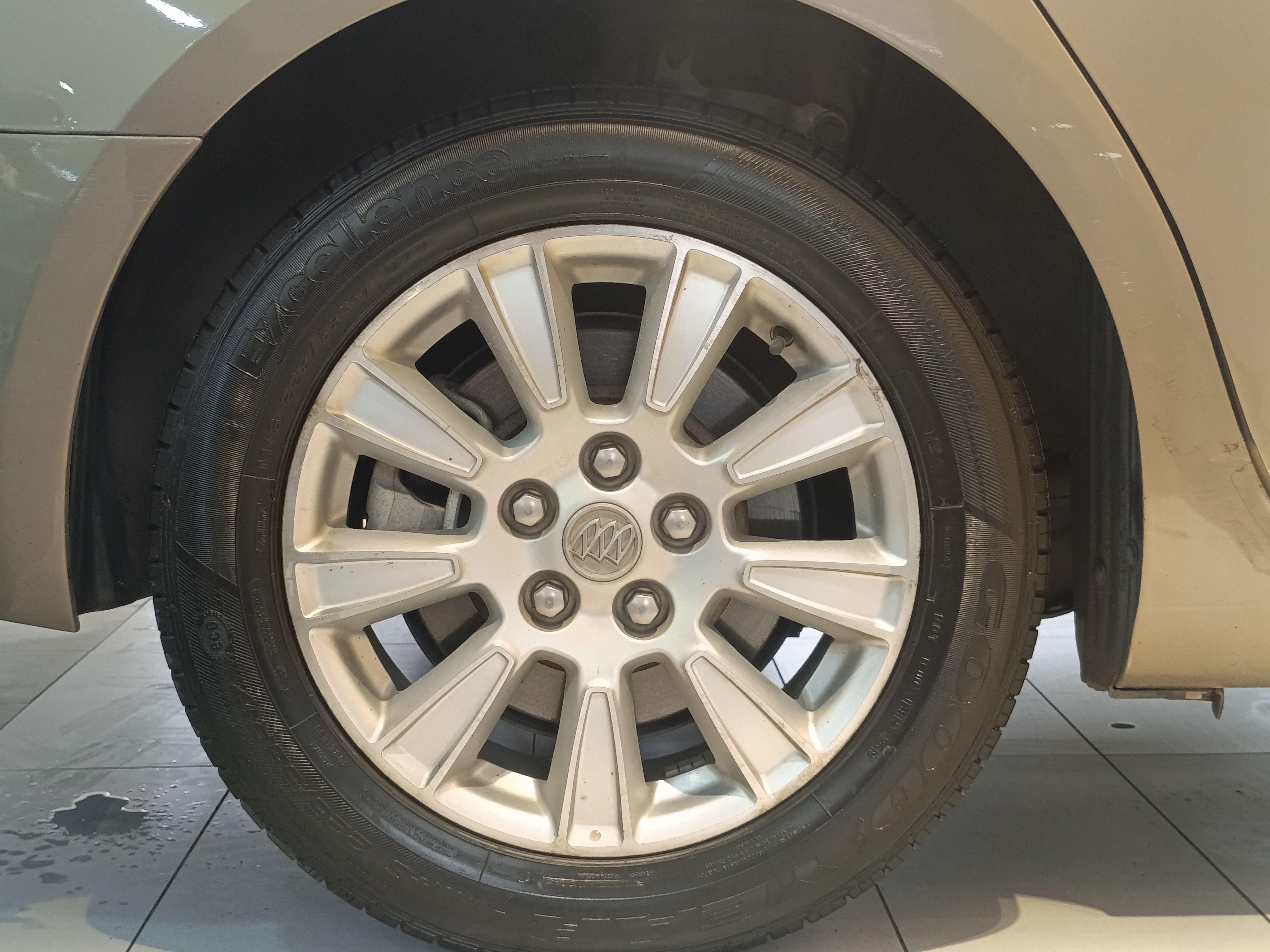 Buick LaCrosse 2012 thumb 6
