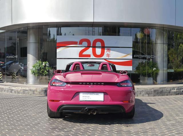 Porsche 718 2022 thumb 2