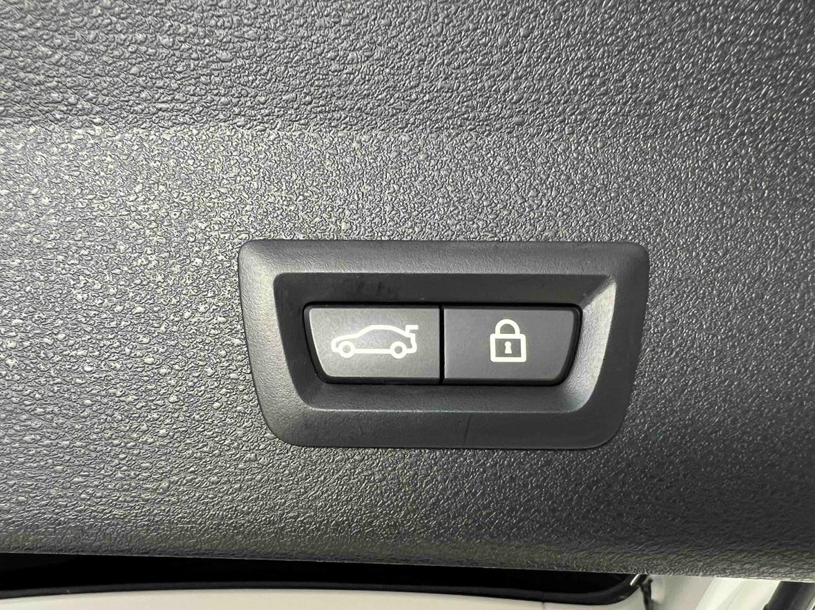 BMW X1 2022 thumb 8