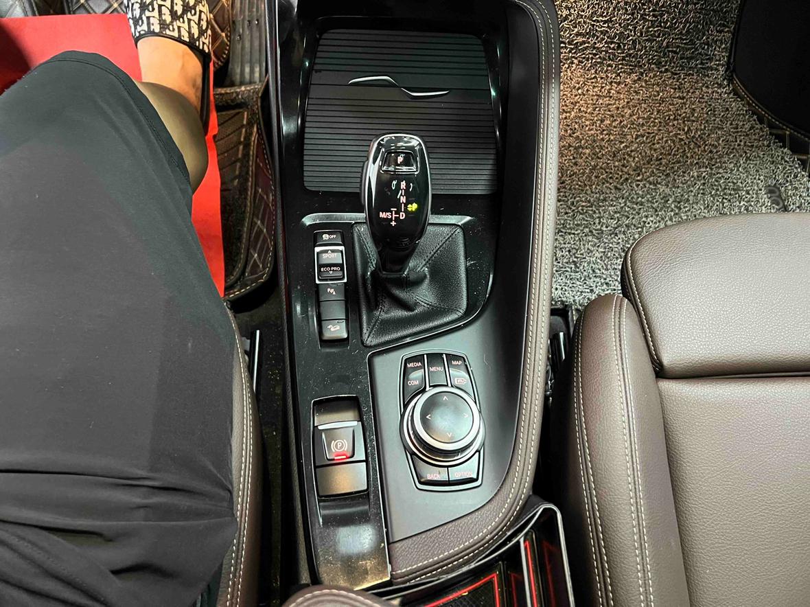 BMW X1 2022 thumb 10