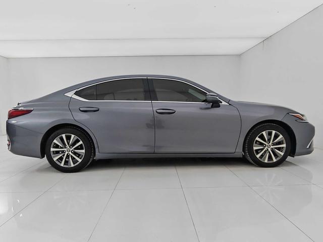 Lexus ES 2018 thumb 6