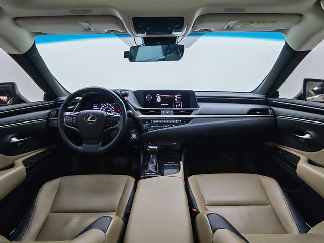 Lexus ES 2018 thumb 12