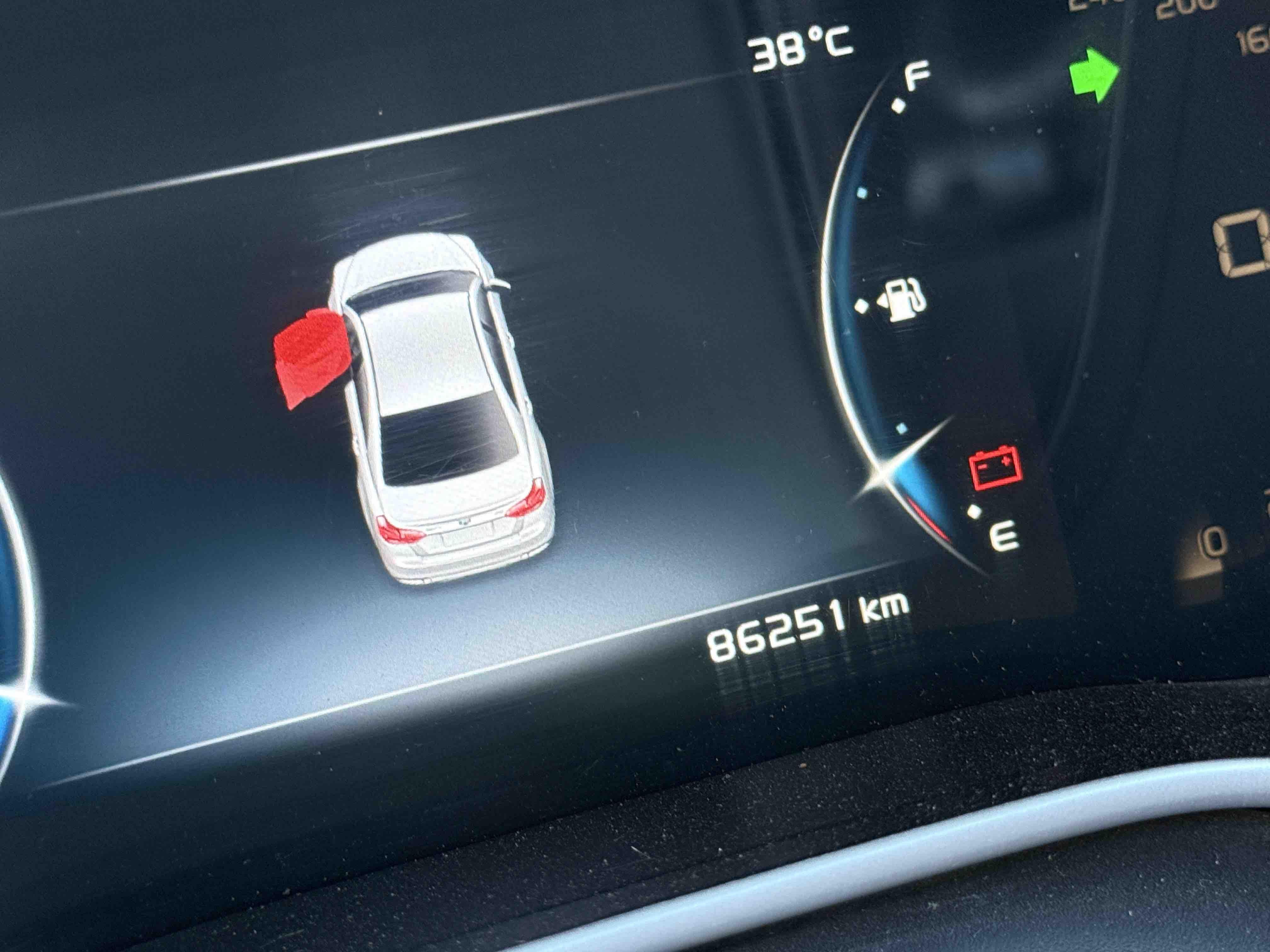 Geely Emgrand 2018 thumb 8
