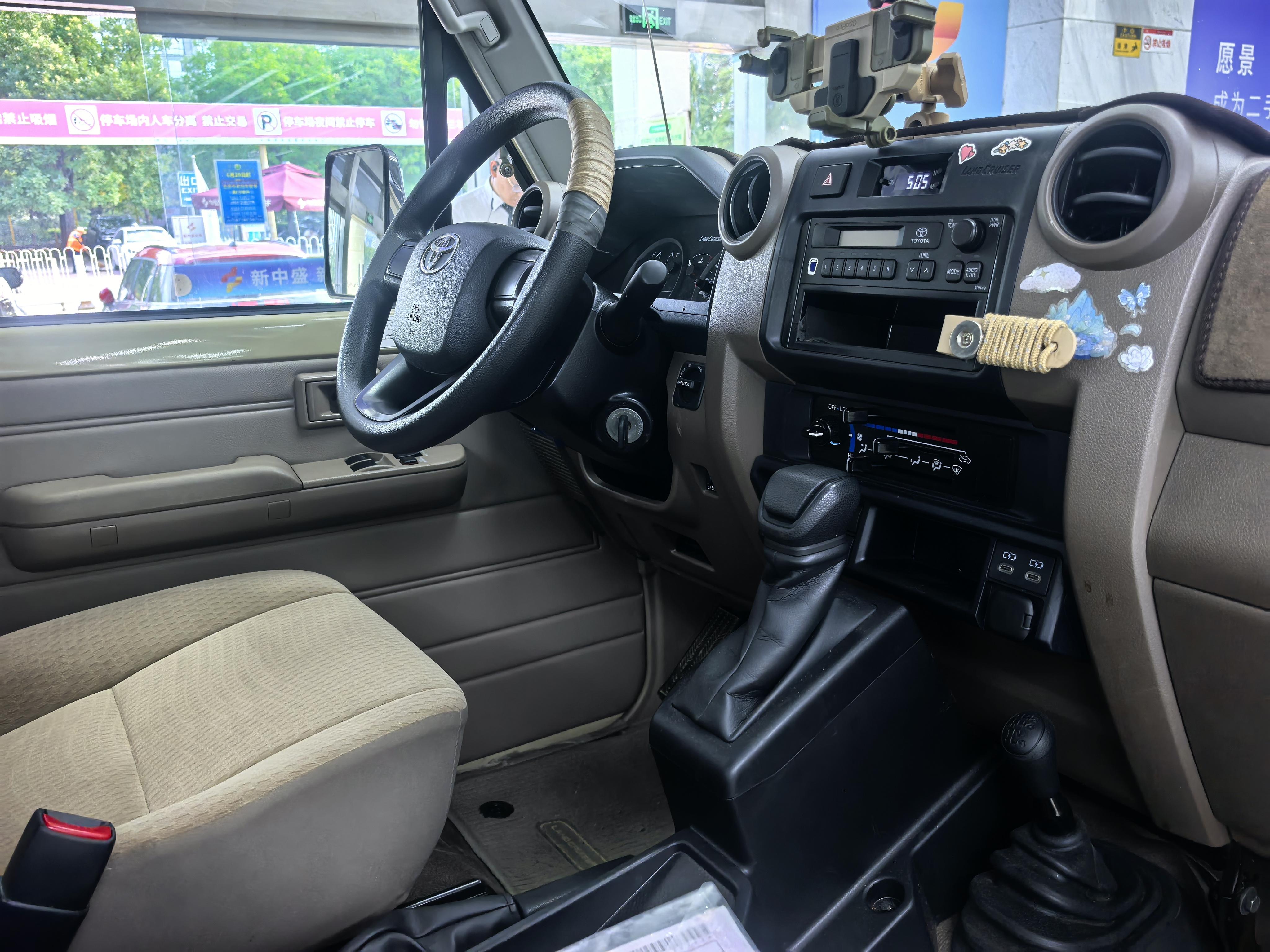 Toyota 兰德酷路泽皮卡 2024 thumb 7