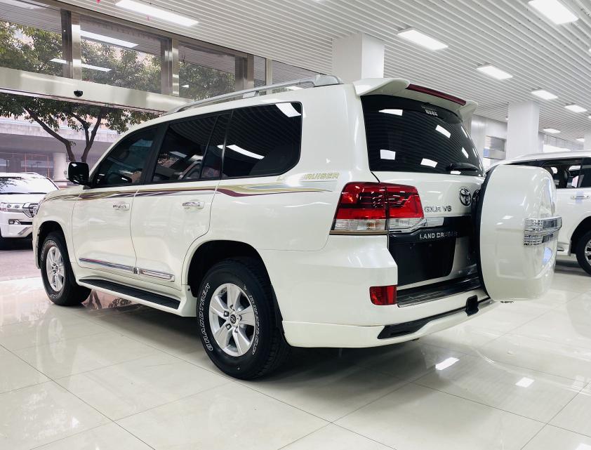 Toyota Land Cruiser 2019 thumb 2