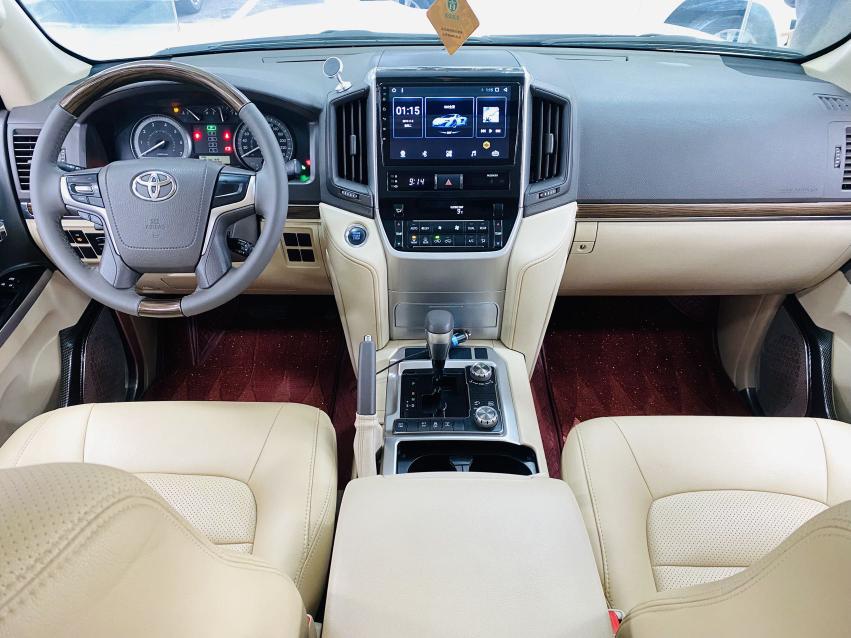 Toyota Land Cruiser 2019 thumb 6