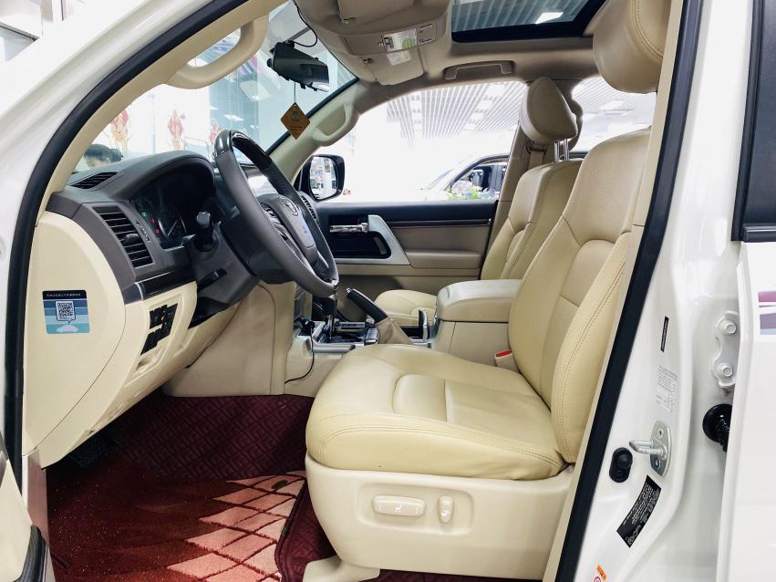 Toyota Land Cruiser 2019 thumb 8