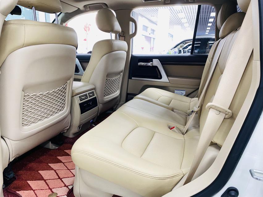 Toyota Land Cruiser 2019 thumb 9