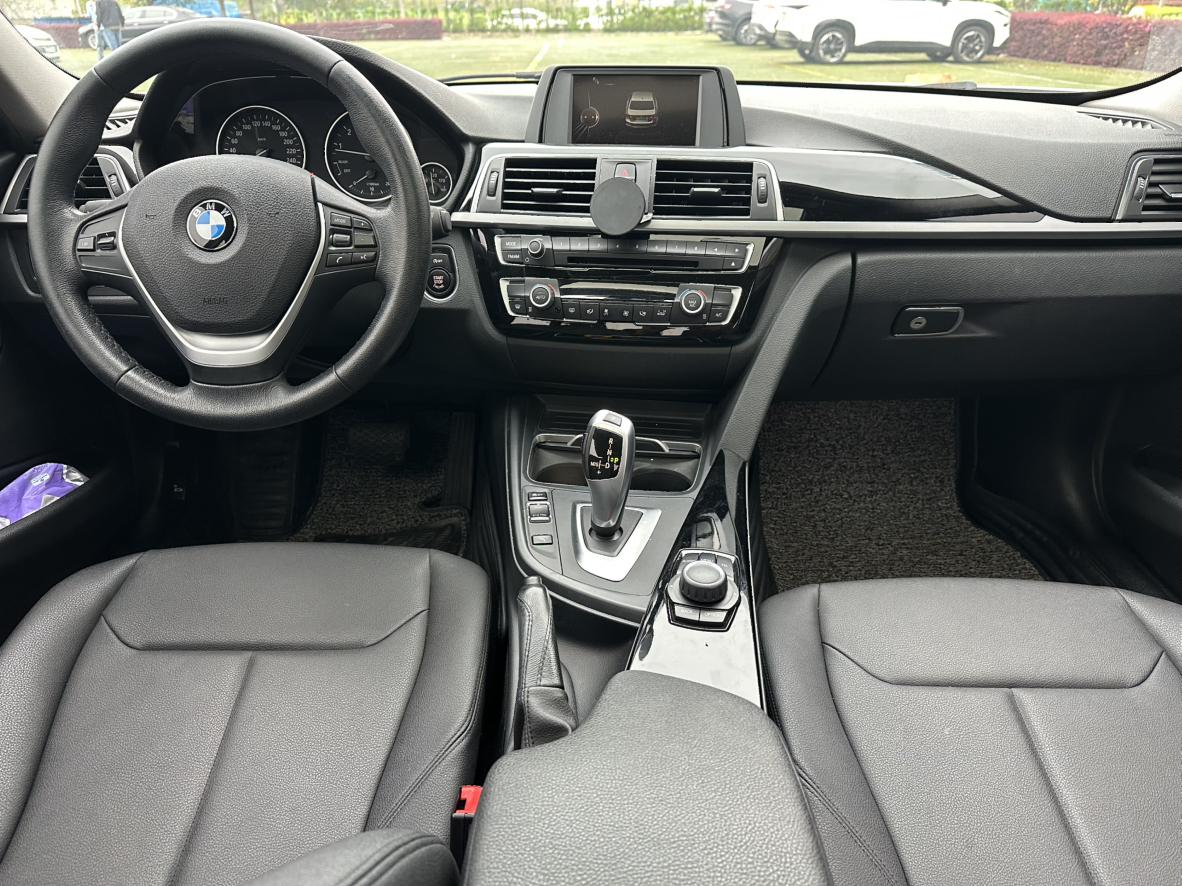 BMW 3 серии 2017 thumb 9