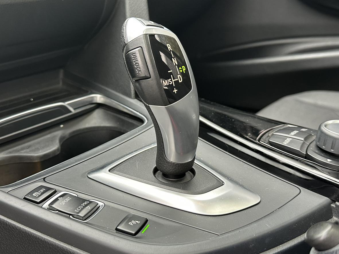 BMW 3 серии 2017 thumb 12