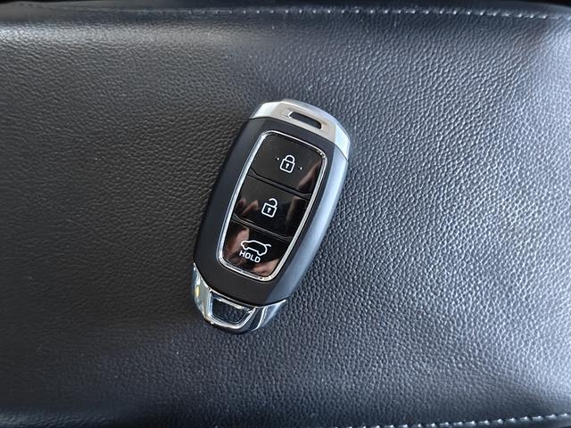 Hyundai ix25 2020 thumb 9