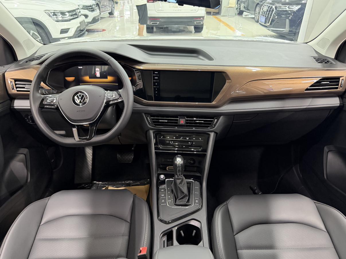 Volkswagen Tharu 2022 thumb 6