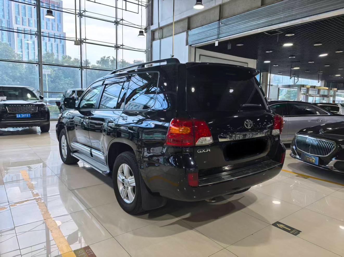 Toyota Land Cruiser 2015 thumb 2